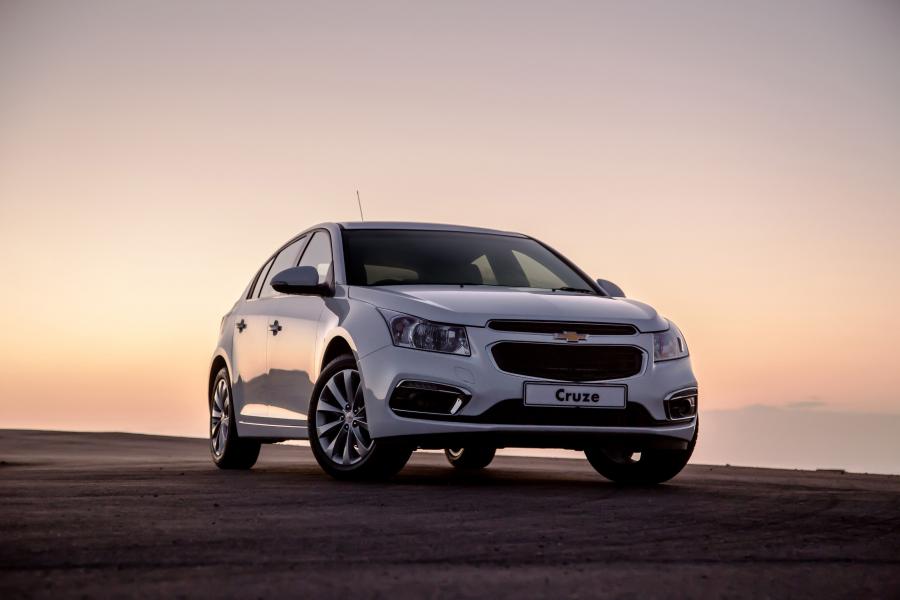 Chevrolet Cruze Hatchback (ZA) '2015